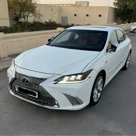 Lexus ES 350 2018