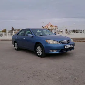 Toyota Camry 2004