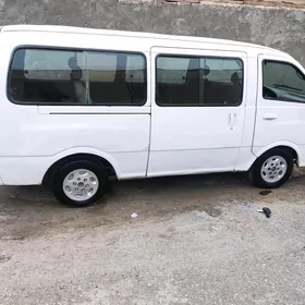 Toyota Hiace 1998