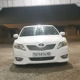 Toyota Camry 2011