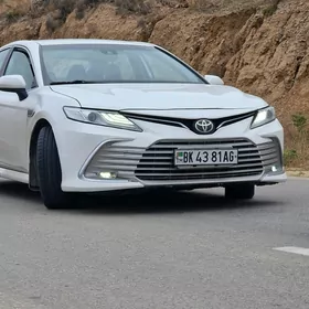 Toyota Camry 2022