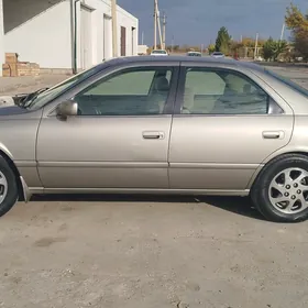 Toyota Camry 1999