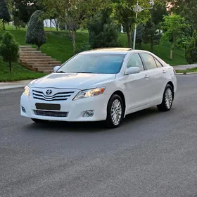 Toyota Camry 2010