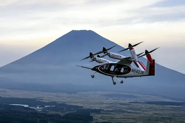 Toyota we Joby Aviation uçýan taksini hödürlediler