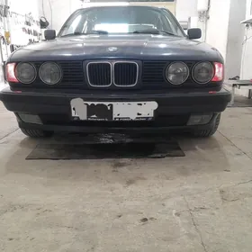 BMW 525 1989