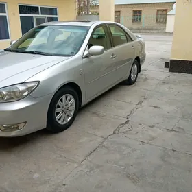 Toyota Camry 2005