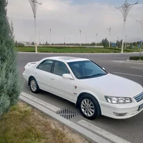 Toyota Camry 2001