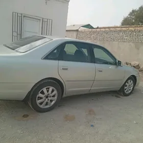 Toyota Avalon 2001