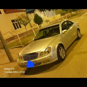 Mercedes-Benz E320 2003