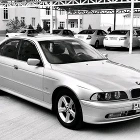 BMW E39 2002