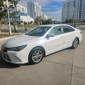 Toyota Camry 2017