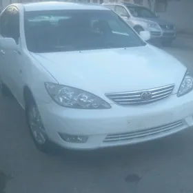 Toyota Camry 2004