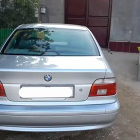 BMW E39 2002