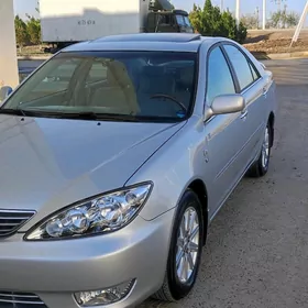 Toyota Camry 2004