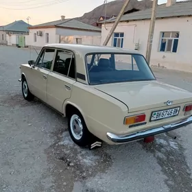 Lada 2104 1986