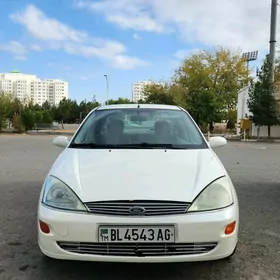 Ford Focus 2000