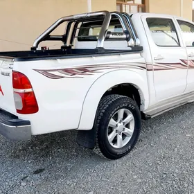 Toyota Hilux 2010