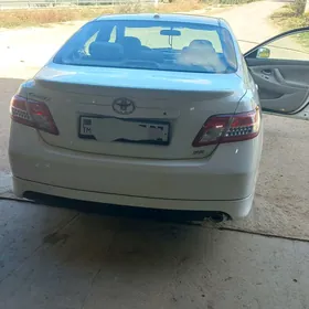 Toyota Camry 2011