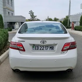 Toyota Camry 2010