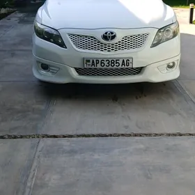 Toyota Camry 2010