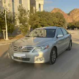 Toyota Camry 2010