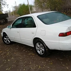 Toyota Camry 1997