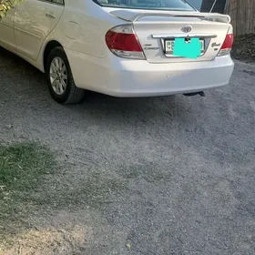 Toyota Camry 2004