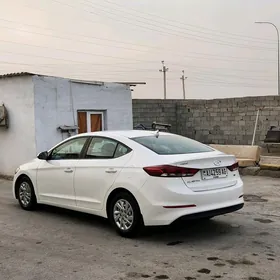 Hyundai Elantra 2017