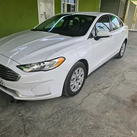 Ford Fusion 2019