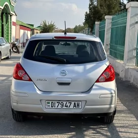 Nissan Versa 2009