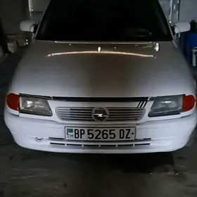 Opel Astra 1998