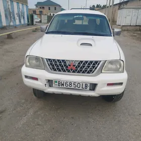 Mitsubishi Pajero 2006