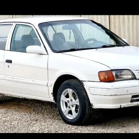 Toyota Tercel 1995