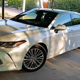 Toyota Avalon 2019