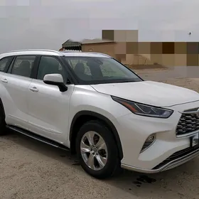 Toyota Highlander 2020