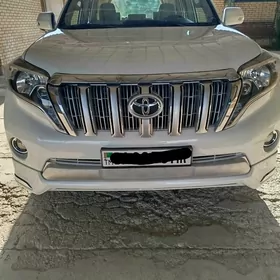 Toyota Land Cruiser Prado 2010