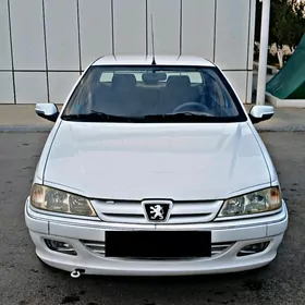 Peugeot 405 2014