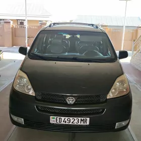 Toyota Sienna 2005