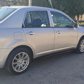 Nissan Versa 2010