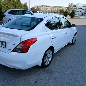 Nissan Versa 2014