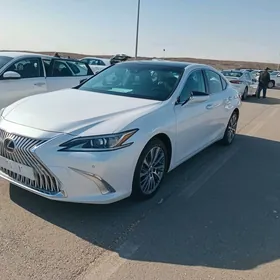 Lexus ES 350 2019