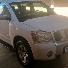 Nissan Armada 2005