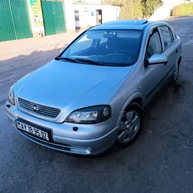 Opel Astra 2000