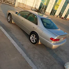 Toyota Camry 2000