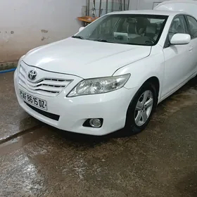 Toyota Camry 2010