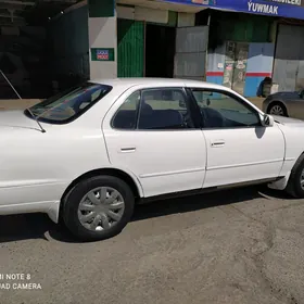 Toyota Camry 1997