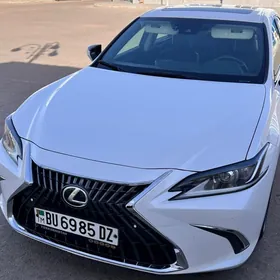 Lexus ES 350 2020