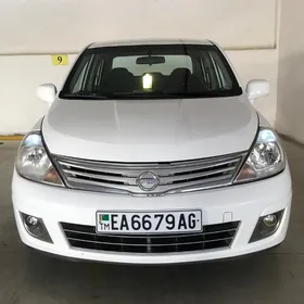 Nissan Versa 2010