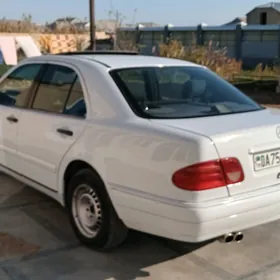 Mercedes-Benz E-Class 1997