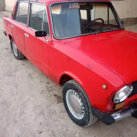 Lada 2104 1984